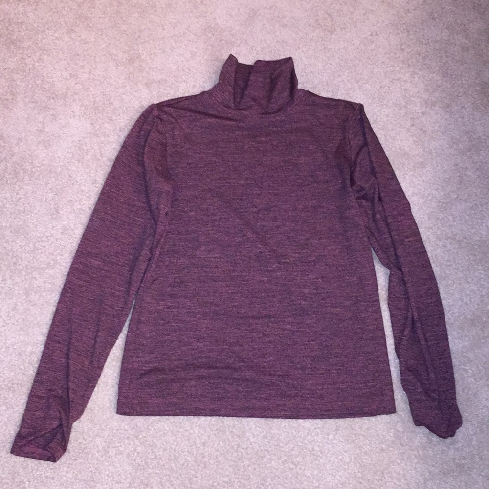Lucy maroon long sleeve turtle neck